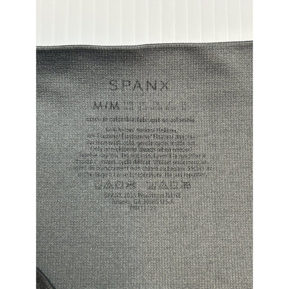 Spanx Camouflage Size Medium Compression Lightweight Activewear Leggings - Picture 4 of 4